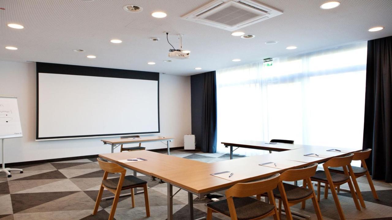 Holiday Inn Express - Ringsheim By Ihg Exteriör bild