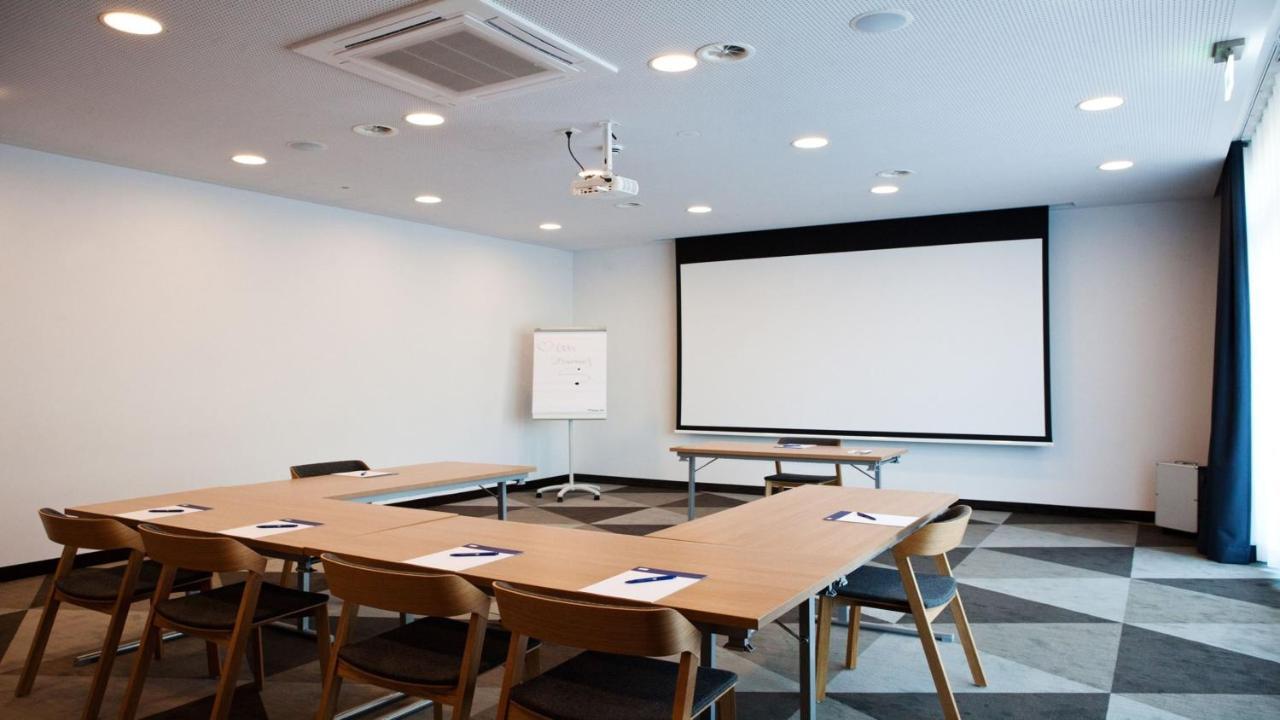 Holiday Inn Express - Ringsheim By Ihg Exteriör bild