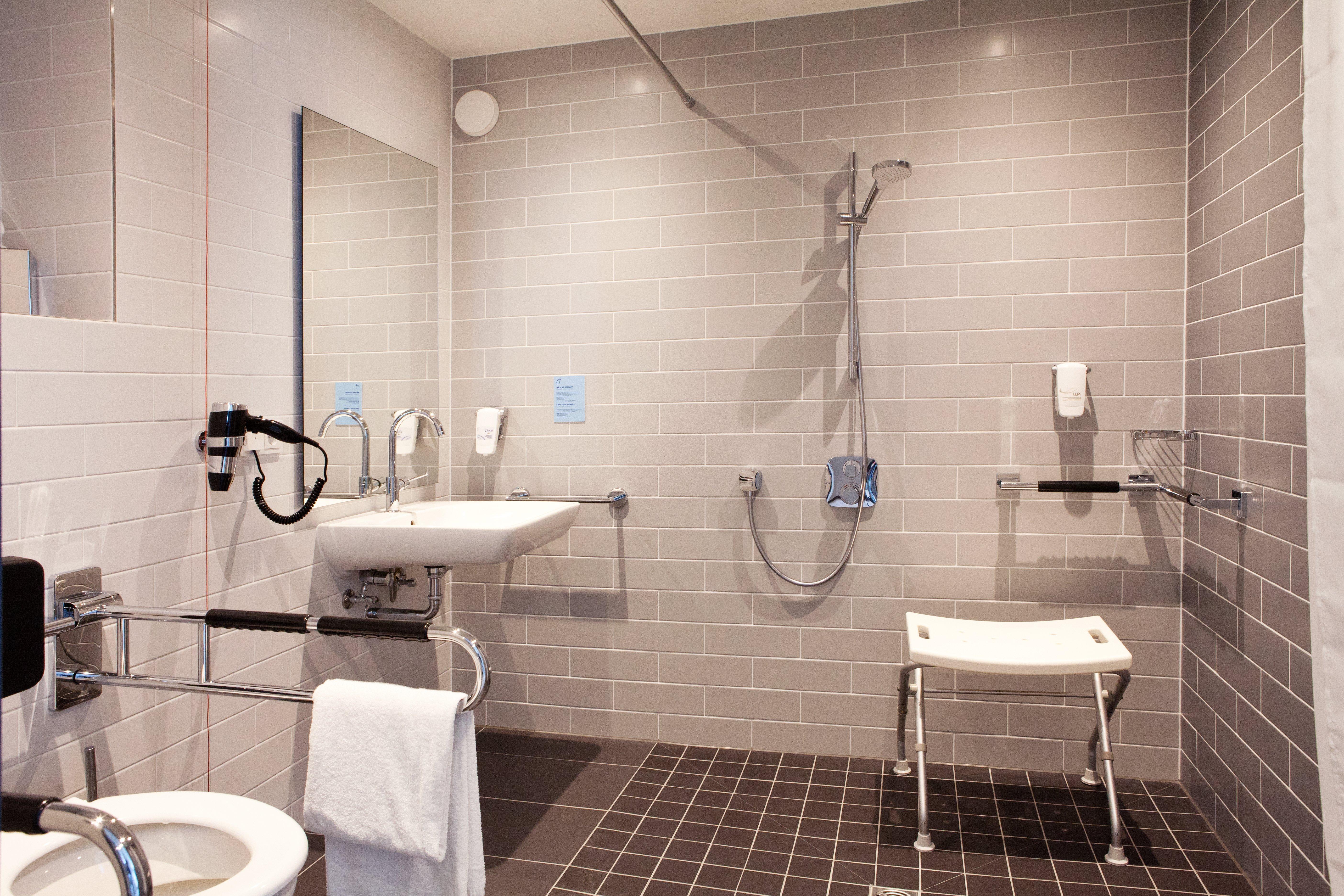 Holiday Inn Express - Ringsheim By Ihg Exteriör bild